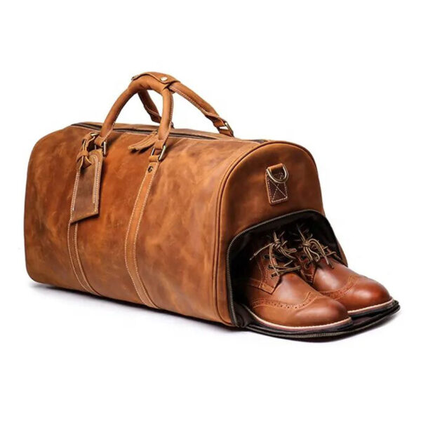 the leather weekender bag with shoe compartment